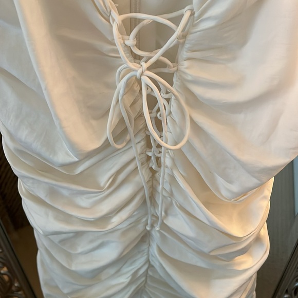 NWOT!! ZARA DRAPED LINEN BLEND ECRU CREAM RUFFLE MINI DRESS. - Picture 10 of 10
